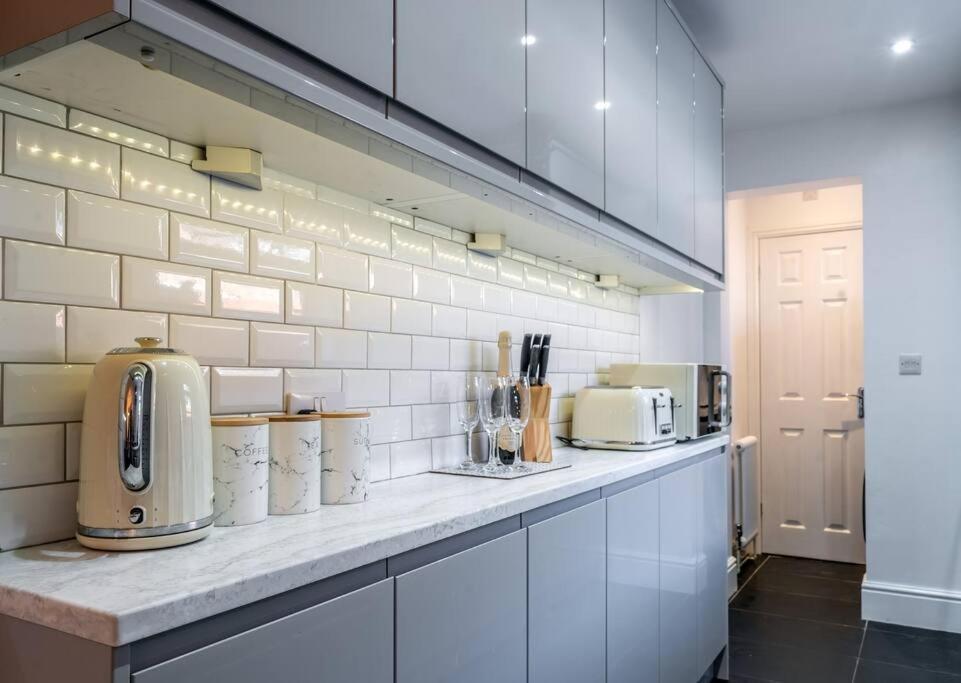 No6 - Beverley - Elegant Townhouse - Central Location Экстерьер фото